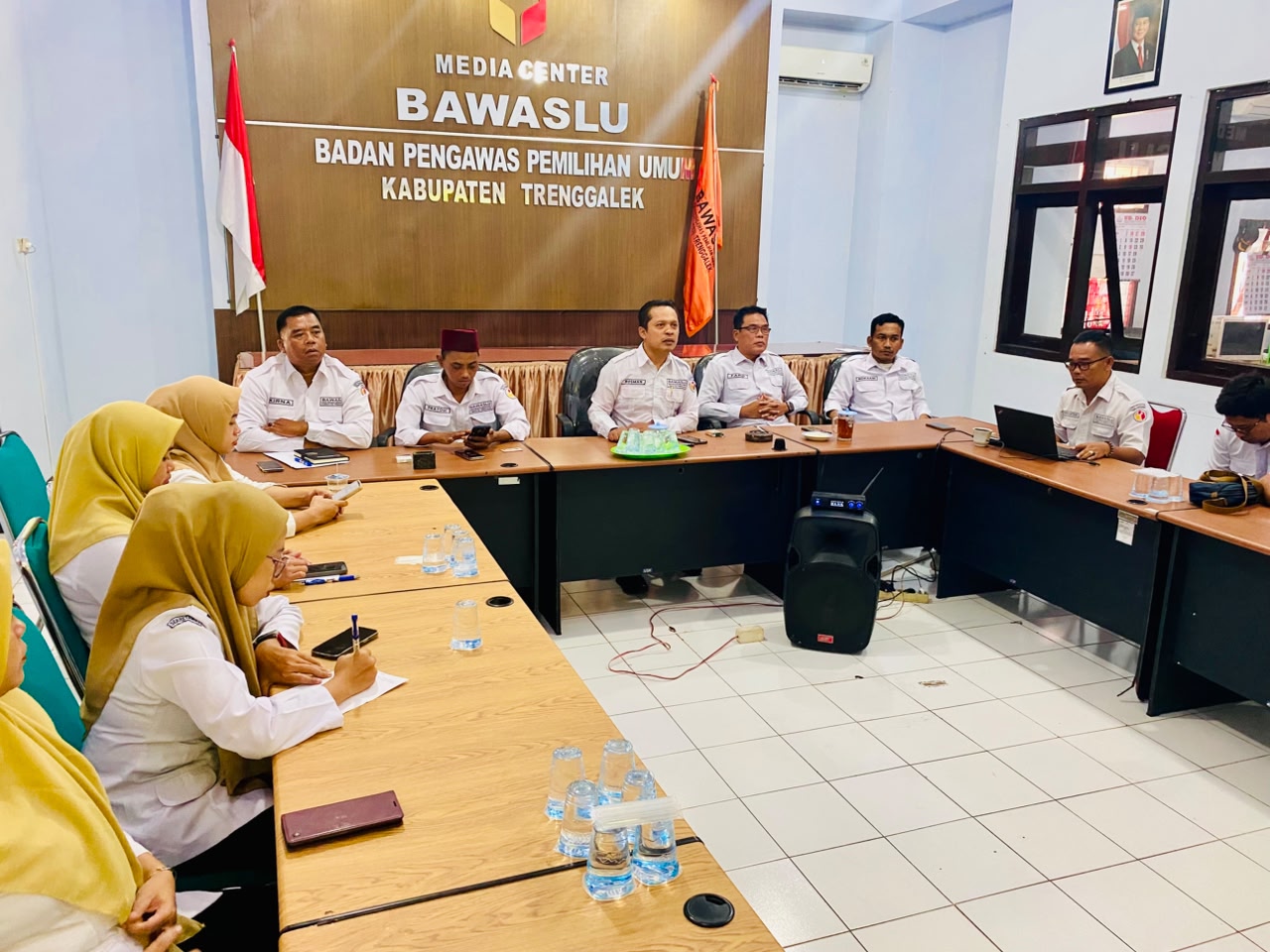 Rapat Internal Awal Bulan Juni
