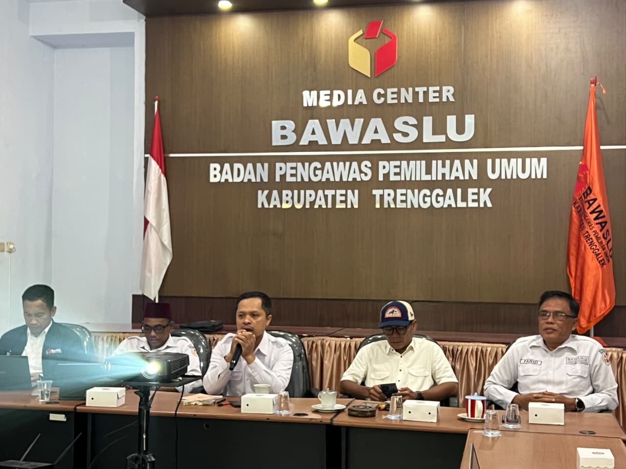 Diskusi Hukum Seri Ke-6