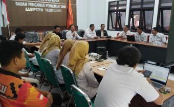 Rapat Internal Awal Bulan, 6 Mei 2026