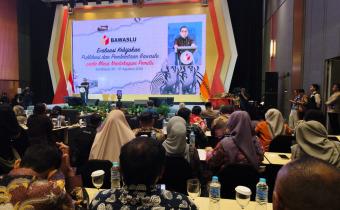 Imam Maskur Hadiri Evaluasi Publikasi dan Pemberitaan Bawaslu di Surabaya
